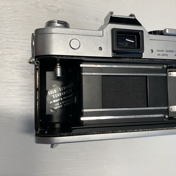 Canon TL QL 35mm Film SLR Camera w. FL 50mm 1:1.8 Lens -Light- Not Tested - USA - Picture 9 of 16